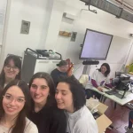 GIRLS di Girls Code It Better