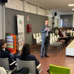 La chimica dà futuro: scuola, università e imprese insieme per i giovani