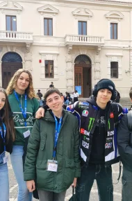 Il team Volta alle gare regionali di Debate