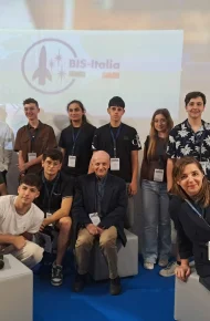Space Camp: dai banchi alle stelle